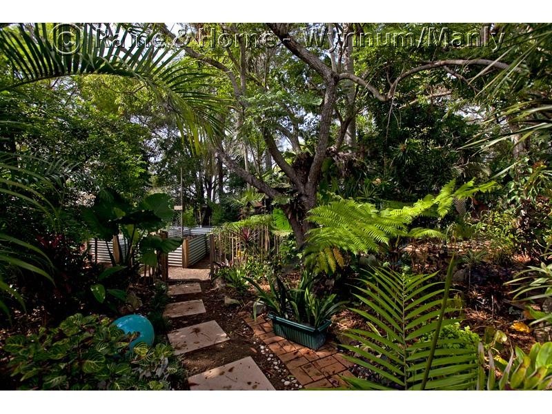 76 Kamarin Street, Manly West QLD 4179