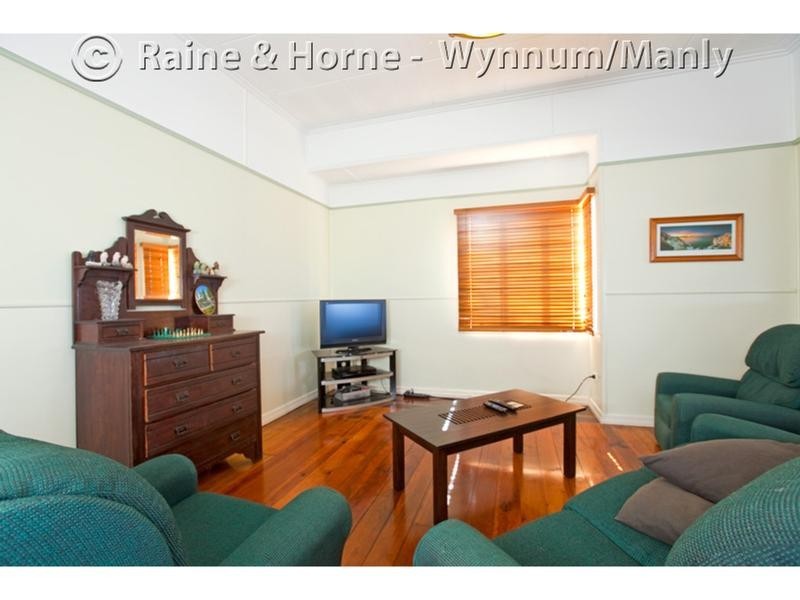 83 Waterloo Esplanade, Wynnum QLD 4178