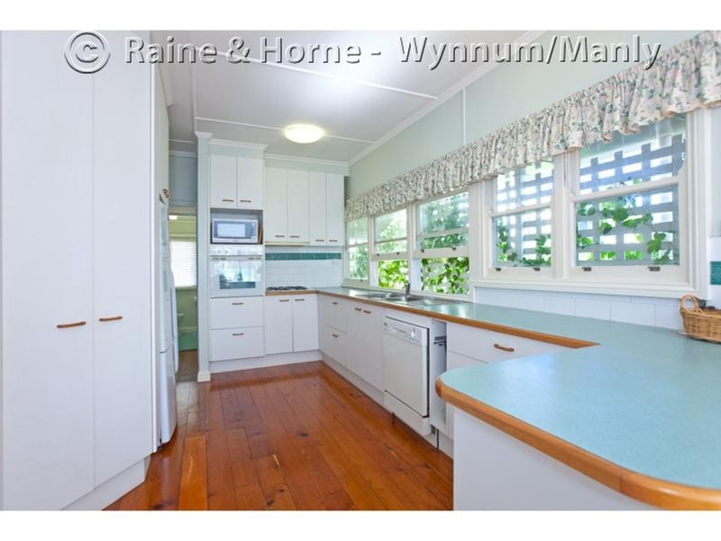 83 Waterloo Esplanade, Wynnum QLD 4178