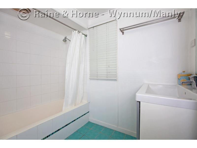 83 Waterloo Esplanade, Wynnum QLD 4178