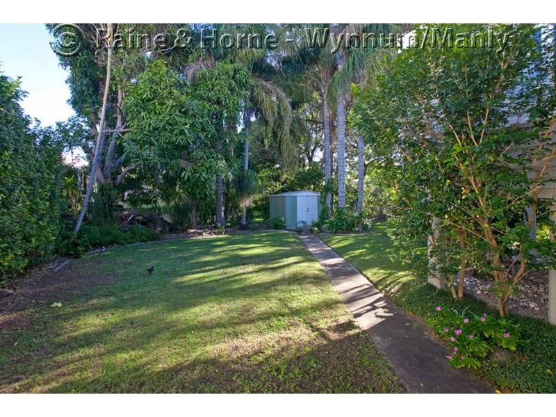 83 Waterloo Esplanade, Wynnum QLD 4178
