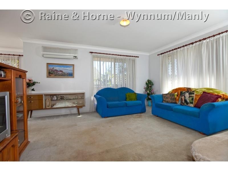 42 Plaza Street, Wynnum West QLD 4178