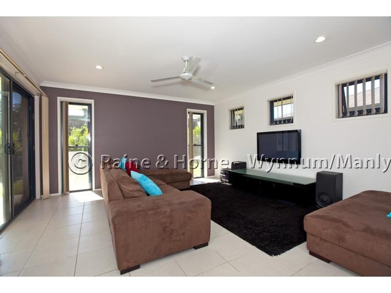 27 Collette Street, Wakerley QLD 4154