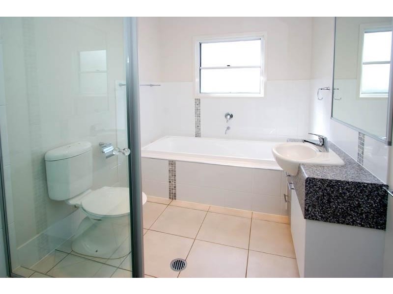 11 Ryder Street, Wynnum QLD 4178