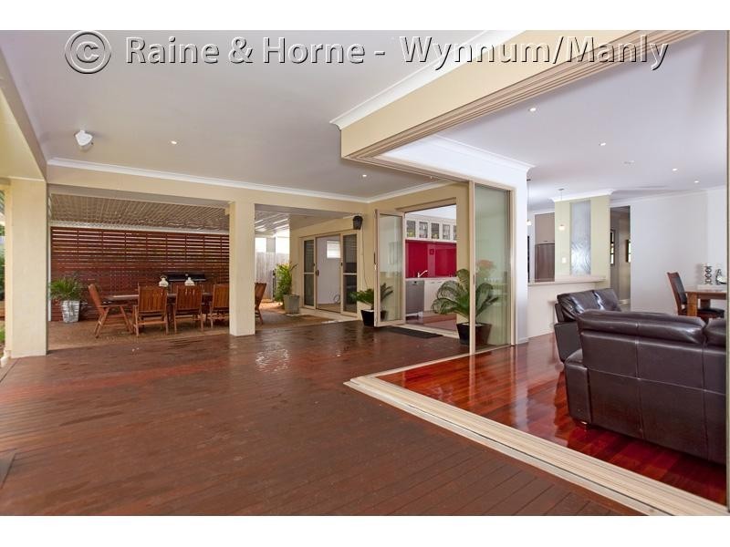 67 Stratton Terrace, Wynnum QLD 4178