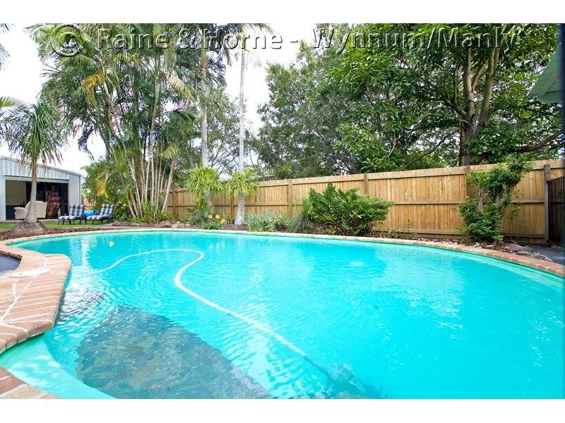 66 Wondall Road, Wynnum West QLD 4178
