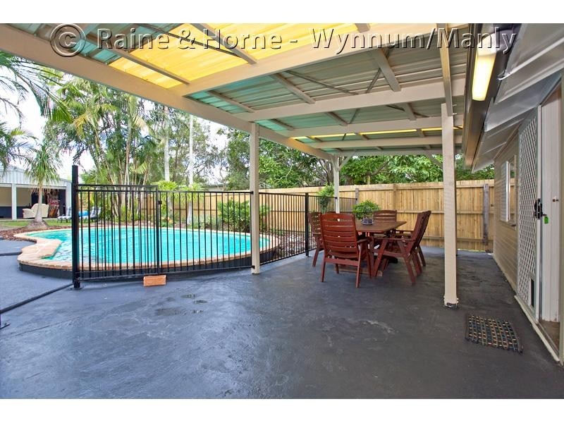 66 Wondall Road, Wynnum West QLD 4178