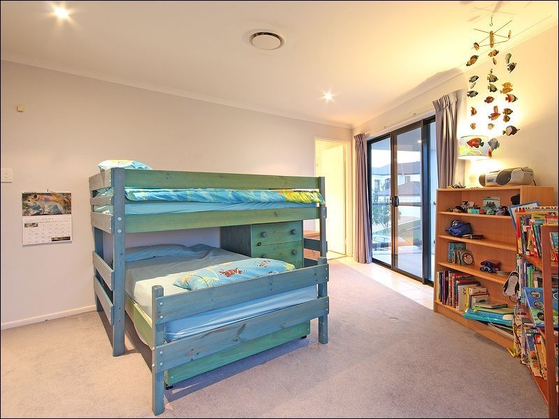 35 Sweetapple Place, Manly West QLD 4179