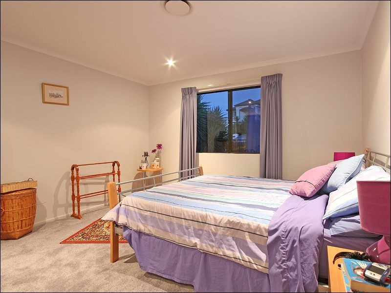 35 Sweetapple Place, Manly West QLD 4179