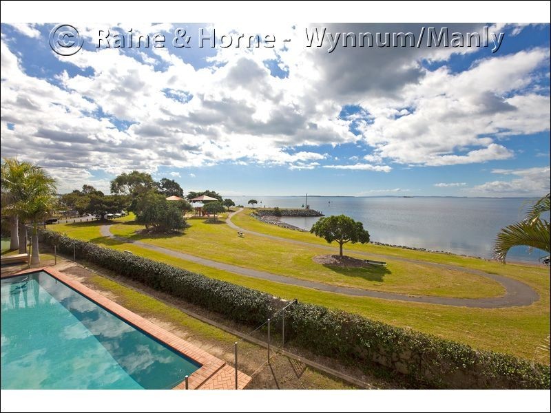 19 Mainsail Street, Birkdale QLD 4159