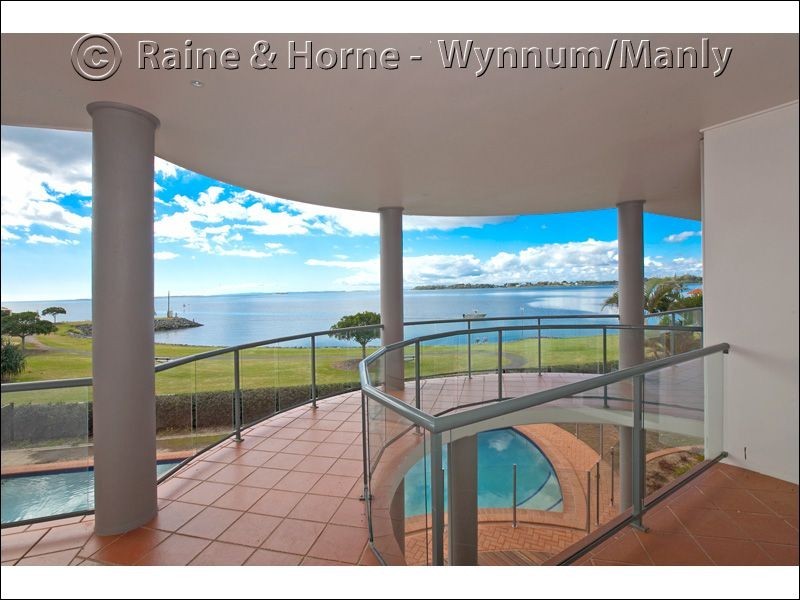 19 Mainsail Street, Birkdale QLD 4159