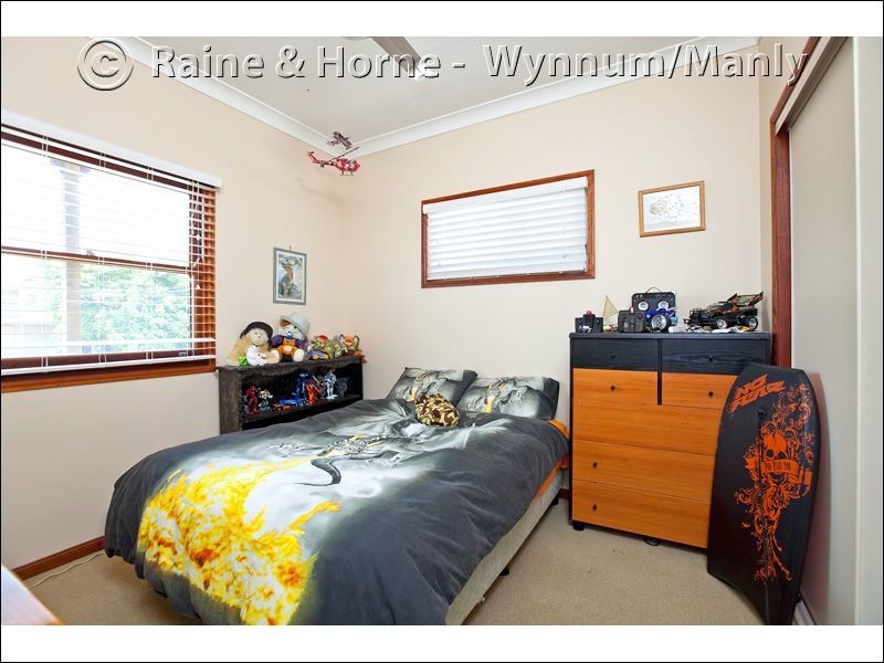 9 Grainger Street, Wynnum West QLD 4178