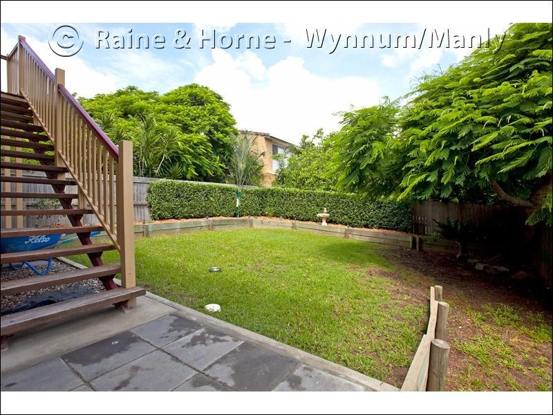 9 Grainger Street, Wynnum West QLD 4178
