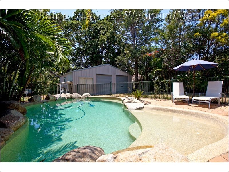69 Coreen Street, Wynnum QLD 4178