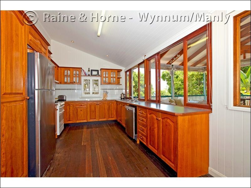 69 Coreen Street, Wynnum QLD 4178