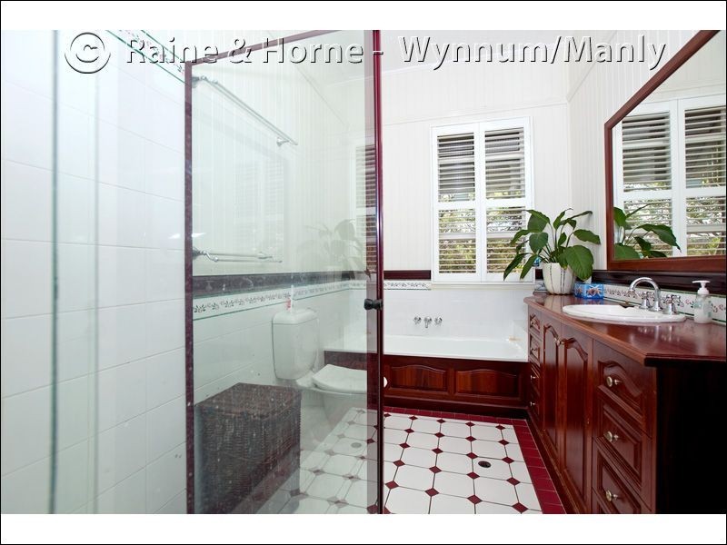 69 Coreen Street, Wynnum QLD 4178