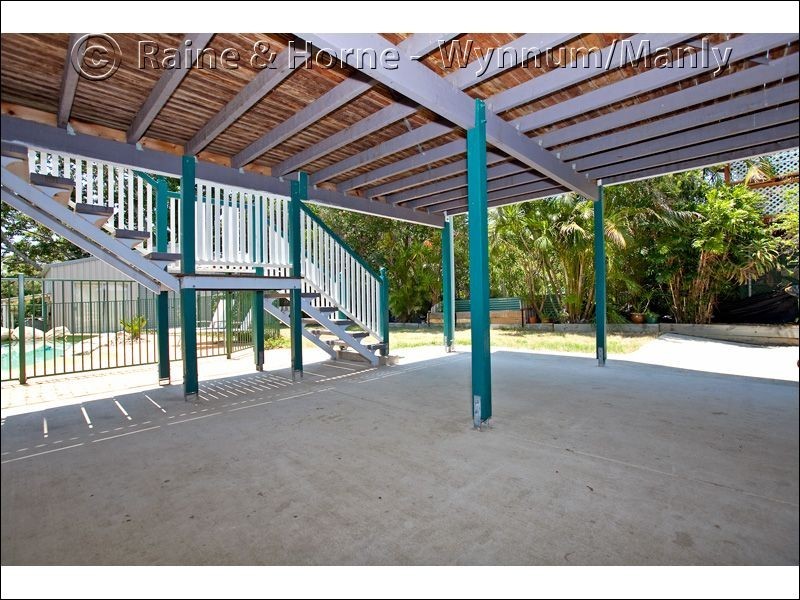 69 Coreen Street, Wynnum QLD 4178