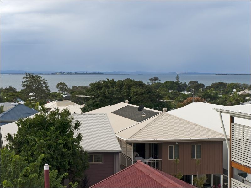 96 Melville Terrace, Manly QLD 4179