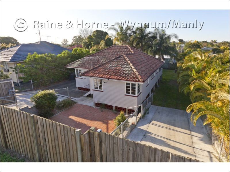 323 Preston Road, Wynnum West QLD 4178