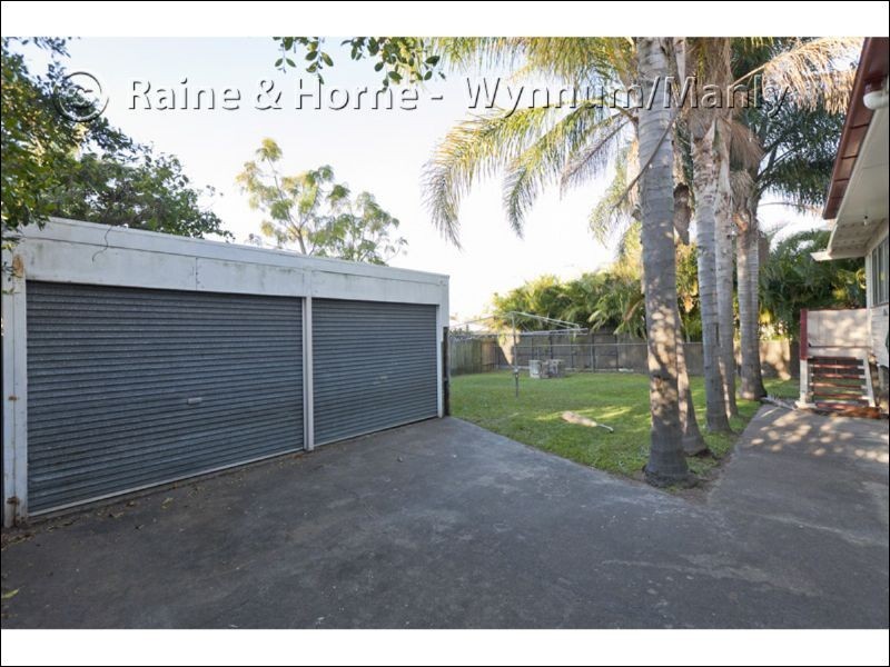 323 Preston Road, Wynnum West QLD 4178