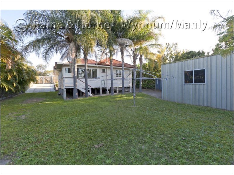 323 Preston Road, Wynnum West QLD 4178