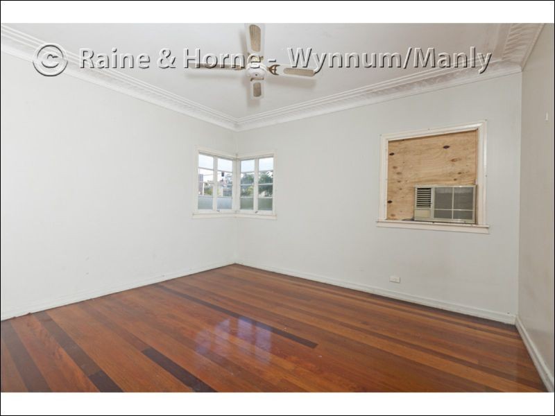 323 Preston Road, Wynnum West QLD 4178