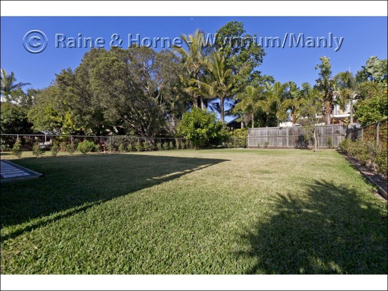 16 Agnes Street, Wynnum QLD 4178