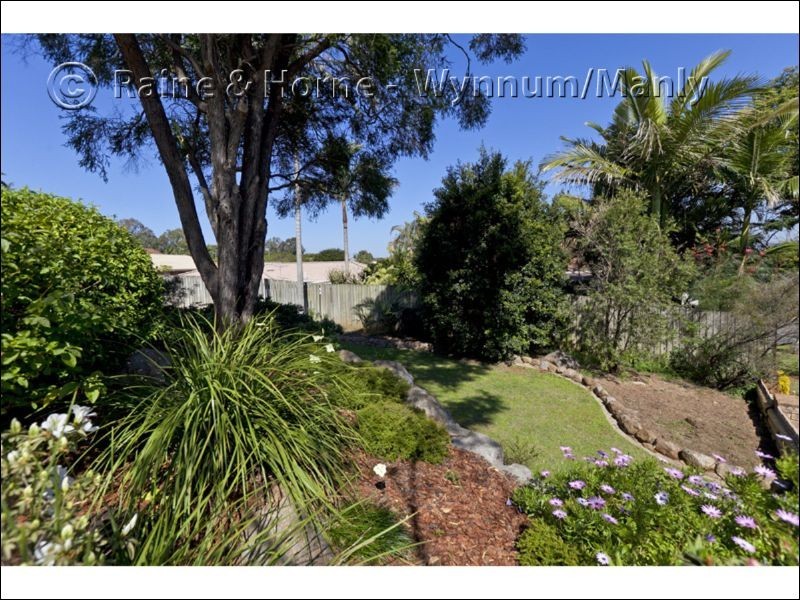 3 Scanlen Crescent, Wynnum West QLD 4178