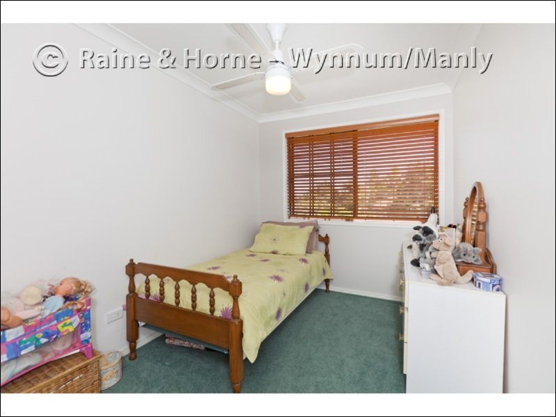 3 Scanlen Crescent, Wynnum West QLD 4178