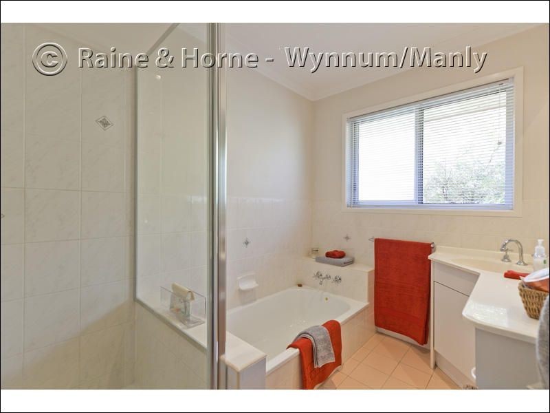 101 Picton Parade, Wynnum QLD 4178