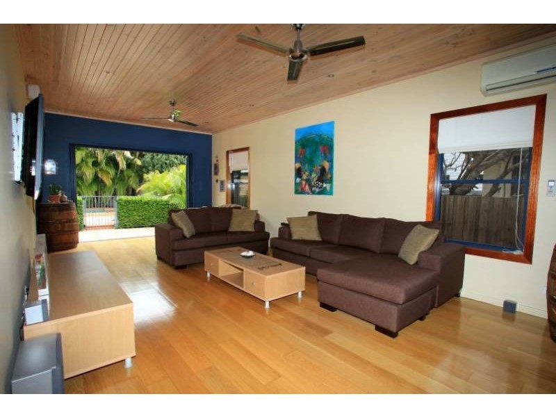 53 Grattan Terrace, Wynnum QLD 4178
