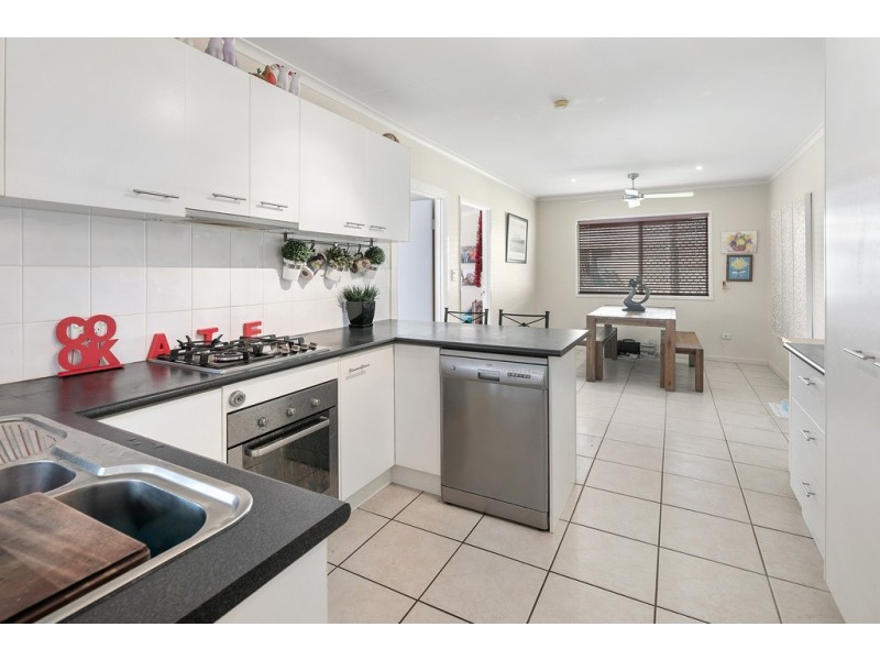 87 Henry Street, Wynnum QLD 4178