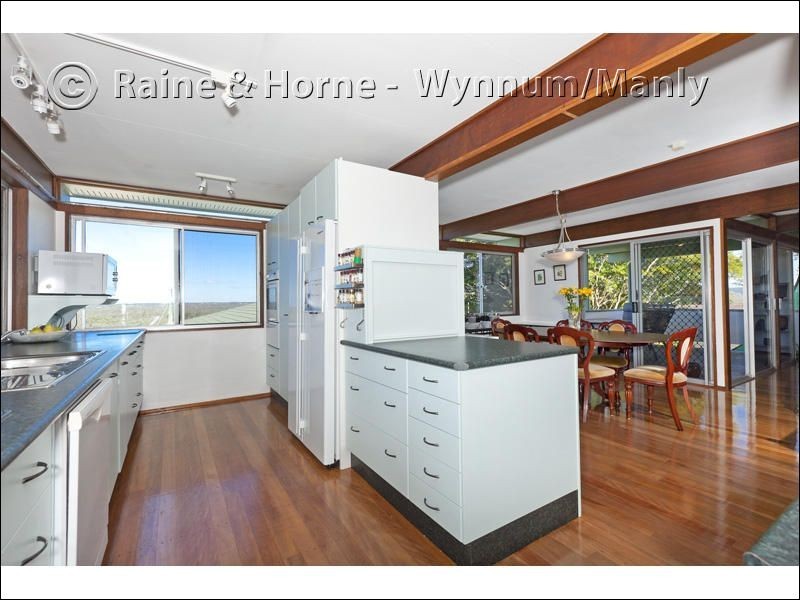 4 Yaringa Street, Manly West QLD 4179