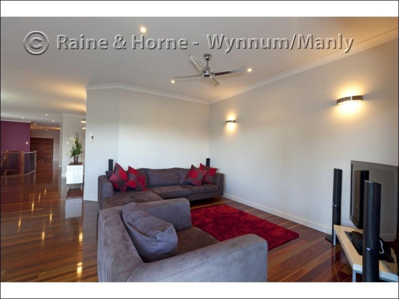18 Boswell Terrace, Wynnum QLD 4178