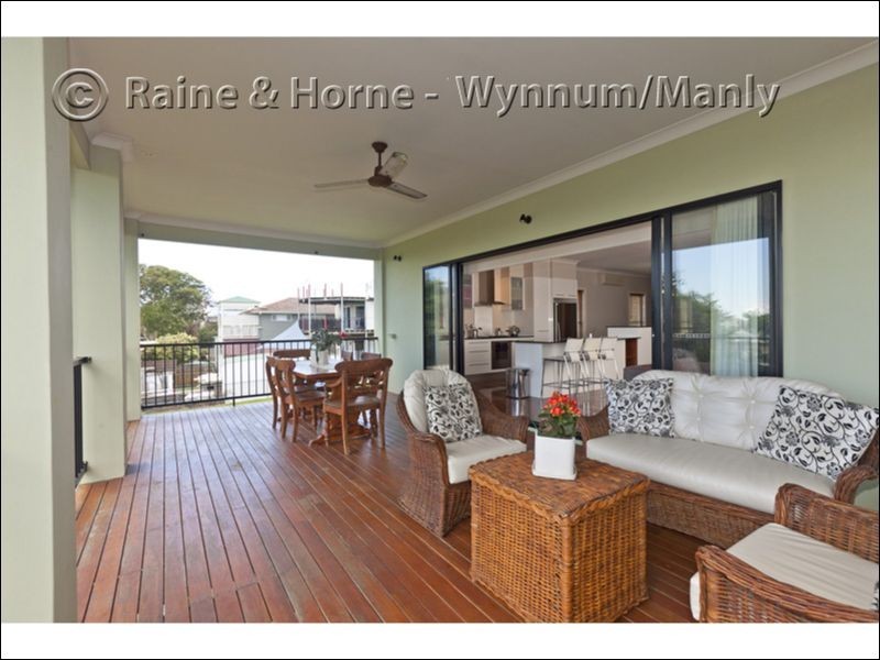 18 Boswell Terrace, Wynnum QLD 4178