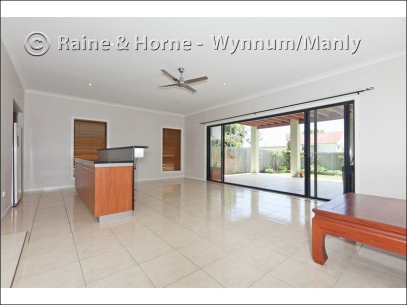 18 Boswell Terrace, Wynnum QLD 4178