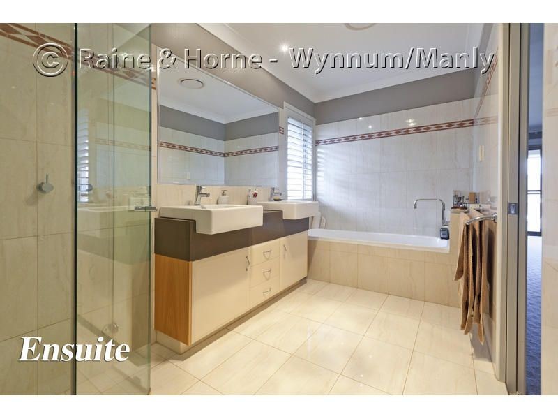 19 Saunders Place, Wynnum QLD 4178