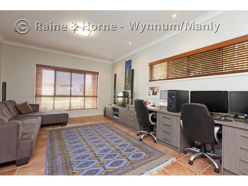 19 Saunders Place, Wynnum QLD 4178