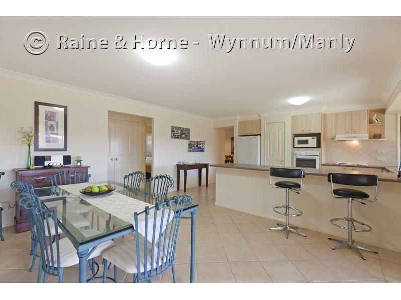 33 Stockyard Street, Wynnum West QLD 4178