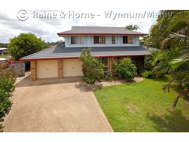18 Irvine Place, Wynnum West QLD 4178