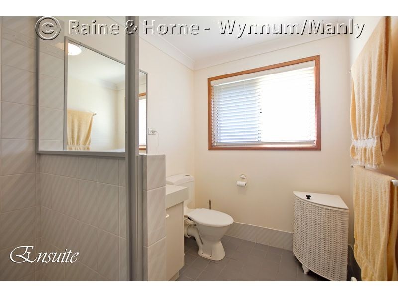 18 Irvine Place, Wynnum West QLD 4178