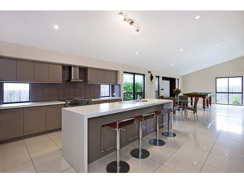 16 Grasstree Court, Mount Cotton QLD 4165