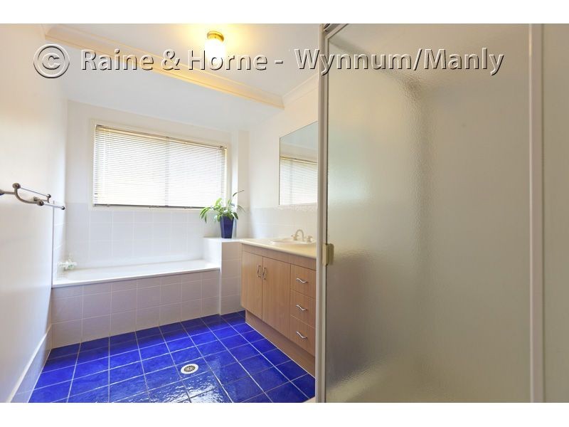 2 MacDonald Street, Lota QLD 4179