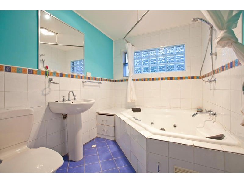 32 Glading Street, Manly West QLD 4179