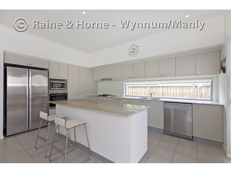 9 Margaret Crescent, Wakerley QLD 4154