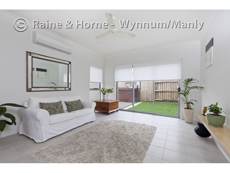 9 Margaret Crescent, Wakerley QLD 4154