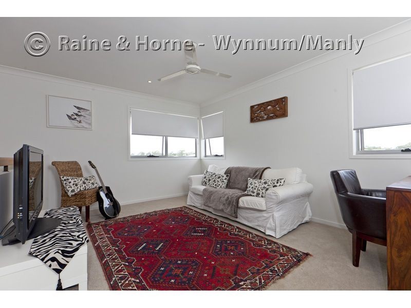 9 Margaret Crescent, Wakerley QLD 4154