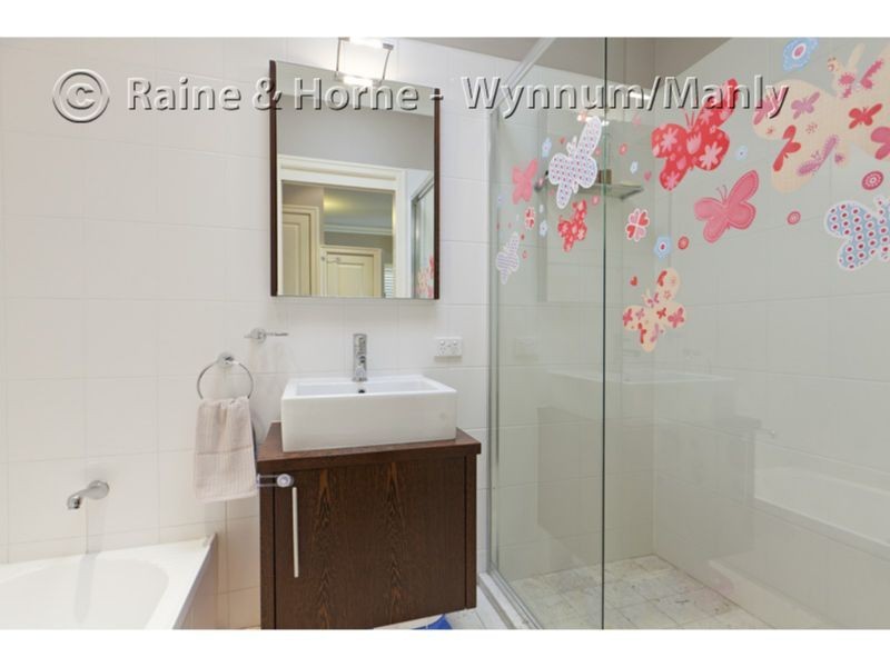 85 Waterview Avenue, Wynnum QLD 4178