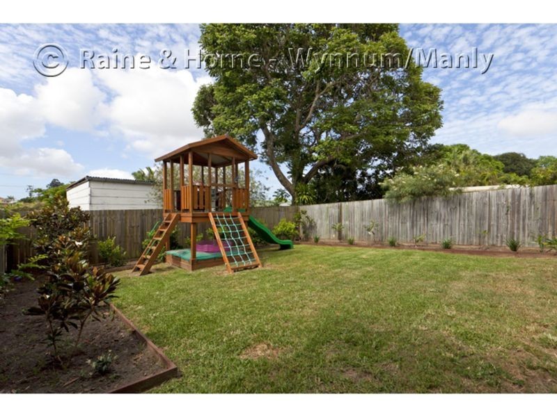 85 Waterview Avenue, Wynnum QLD 4178