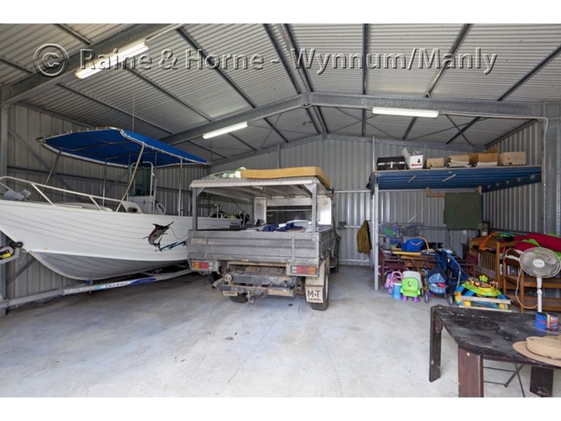 11 Raeburn Street, Manly QLD 4179